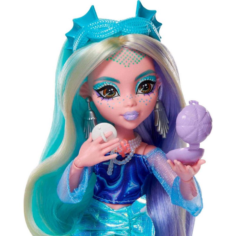 Monster High Skulltimates Secrets Fearidescent Lagoona Blue Fashion Doll, 2 of 13