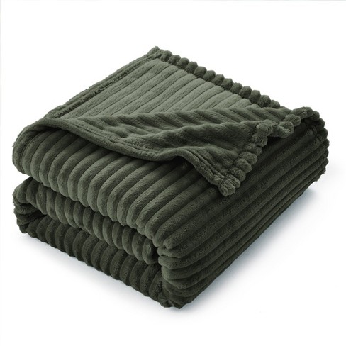 Nestl Cut Plush Fleece Blanket, Lightweight Soft Cozy Blanket, Fuzzy Blankets and Throws for Sofa or Bed - image 1 of 4