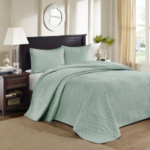 SEVOBAL Bedding Sets, Twin Reversible Bedspread Set with Patterned Quilting and Oversized Drape, Green, 17.72"*15.35"*6.3" - 1 of 4