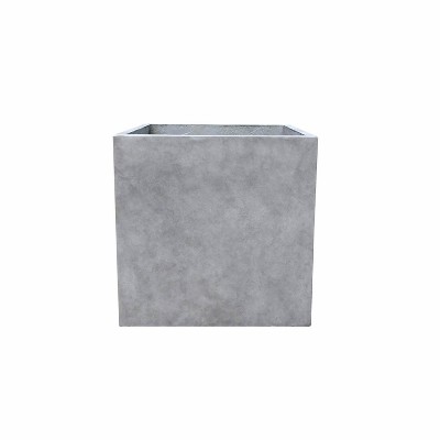 Rosemead Home & Garden, Inc. Kante Lightweight Modern Outdoor Concrete Square Planter