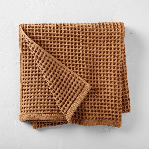 15 Trendy & Neutral Kitchen Towels We Are Obsessed With - By