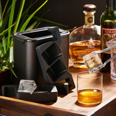 Black Silicone Clear Ice Maker for Craft Cocktails
