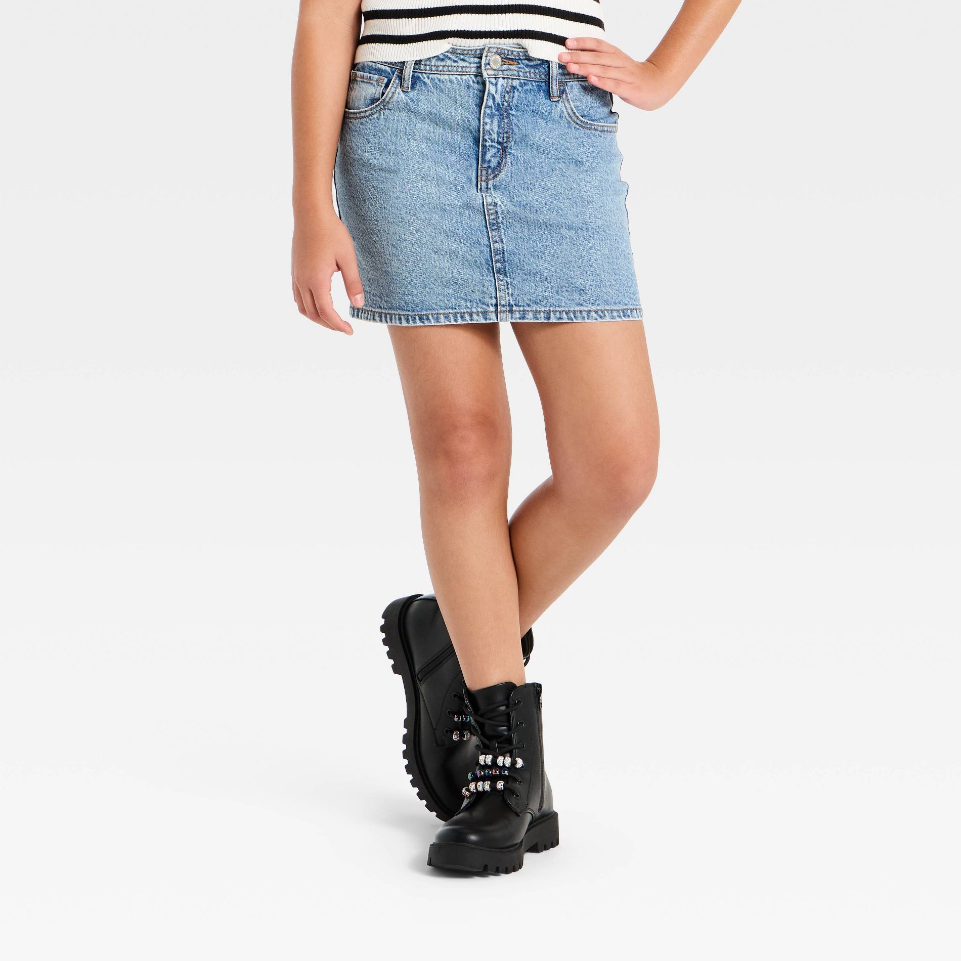 Girls' Mid-Rise Denim Skort - art class™
