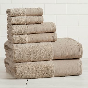 Ultra-Soft Cotton and Modern Linen-Like Border Bath Towels - Great Bay Home - 1 of 4