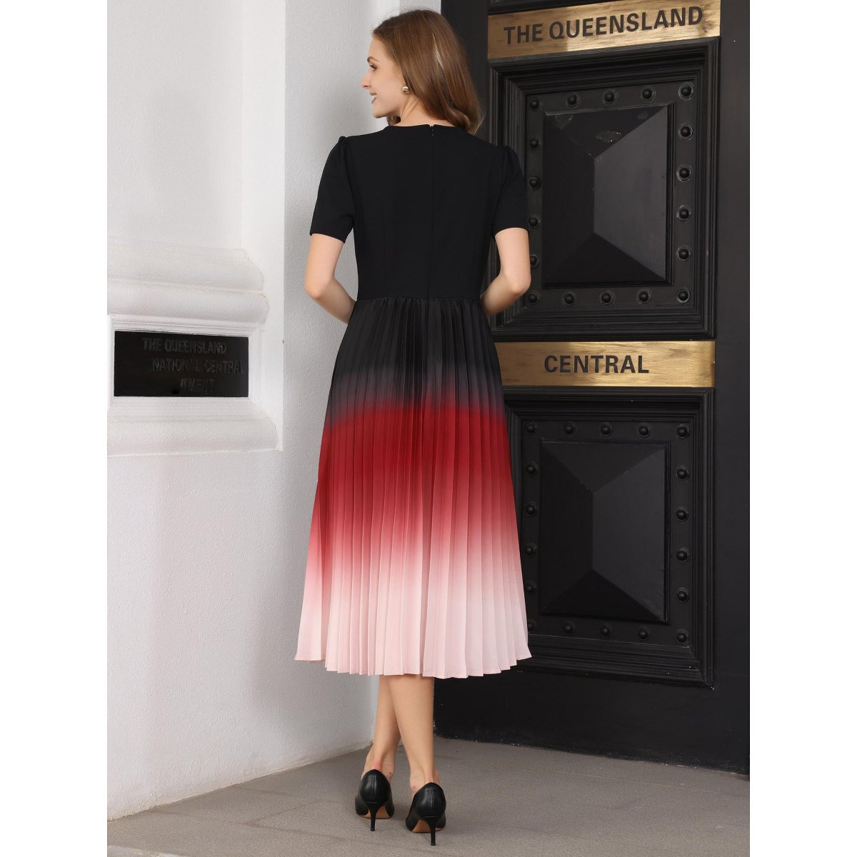 Женские платья INSPIRE CHIC Women's Pleated Short Sleeve Round Neck Dress Large Red — фото 5