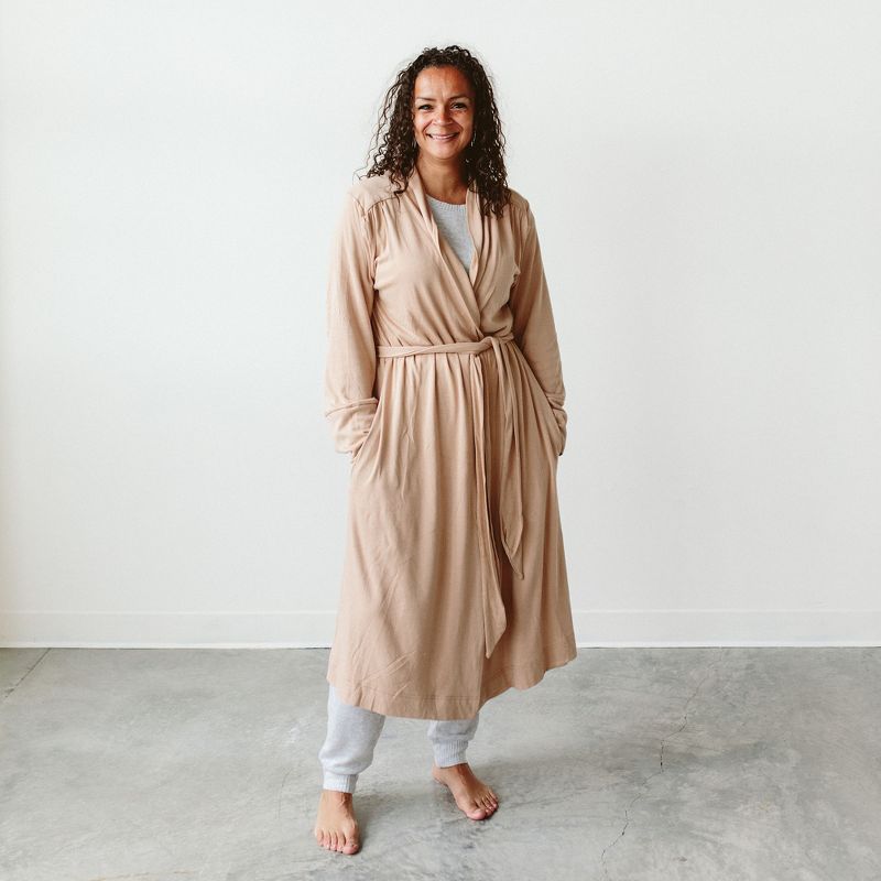 Goumi You'll Live In Mom Robe, 3 of 16