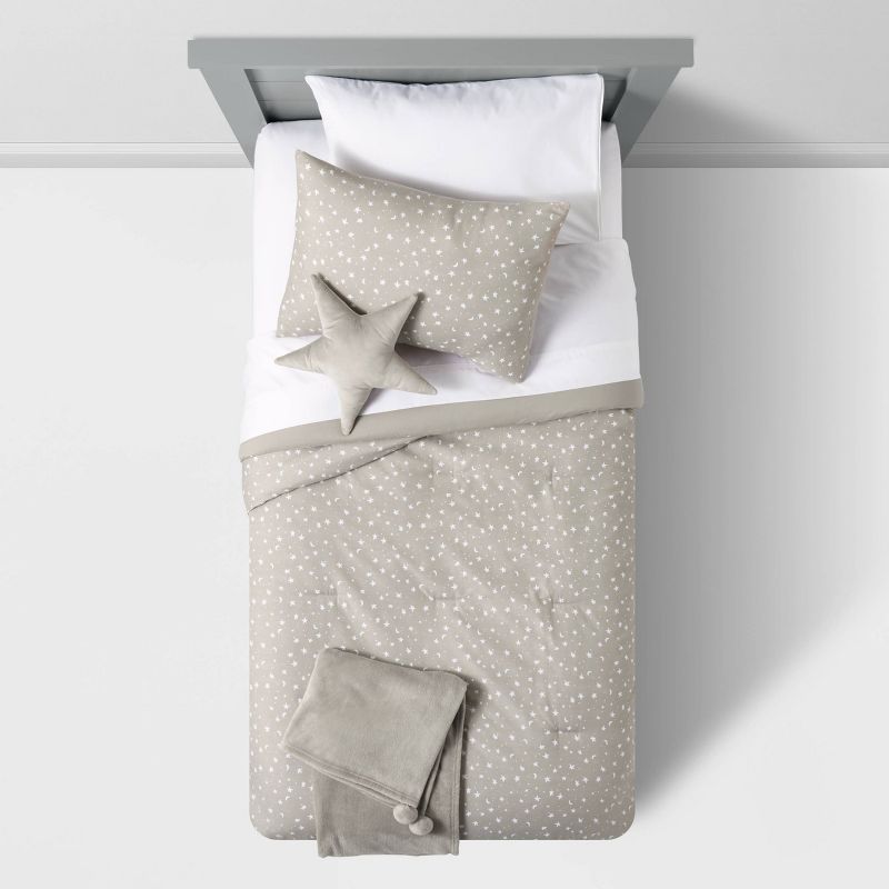 Star Value Multi-Piece Kids' Bedding Set Gray - Pillowfort™, 1 of 6