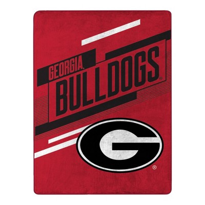 NCAA Georgia Bulldogs Movement Silk Touch 46"x60" Throw Blanket