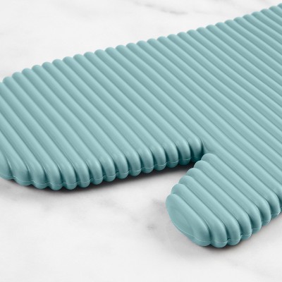 Ribbed Soft Silicone Oven Mitts 2-Pack - Thumbnail 4