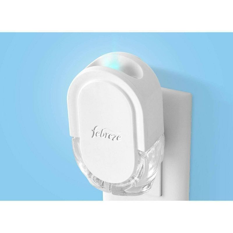 Febreze Odor-Fighting Fade Defy Plug Air Freshener Refill - Gain Original Scent, 4 of 13