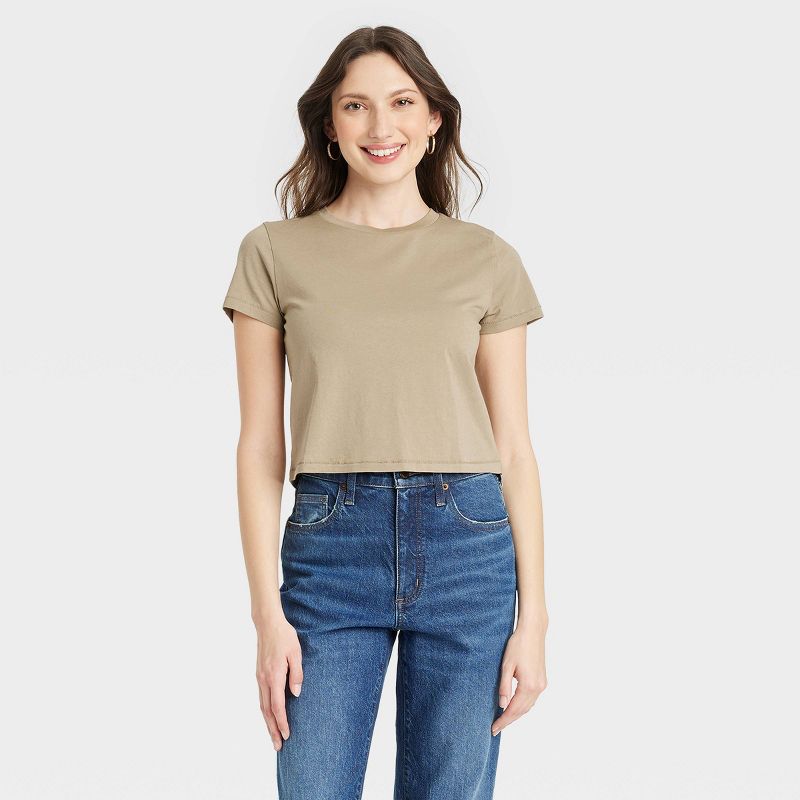 Women's Shrunken Short Sleeve T-Shirt - Universal Thread™, 1 of 8