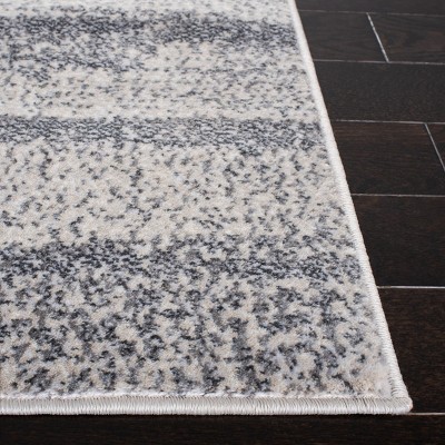 Carnegie Elegance Hand-Knotted Gray Area Rug - 5'1" x 7'6"