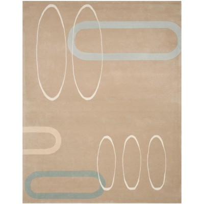 Soho 7'6" x 9'6" Beige and Gray Wool Tufted Area Rug