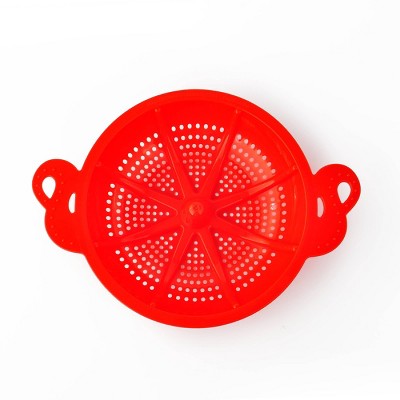 Sand Sifter and Watering Can Red - Bullseye's Playground™