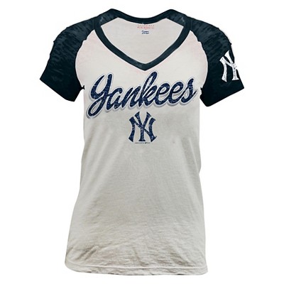 yankees shirt womens