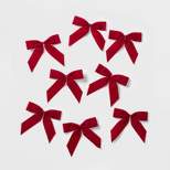 8ct 4.5in Velvet Christmas Bow Red - Wondershop™