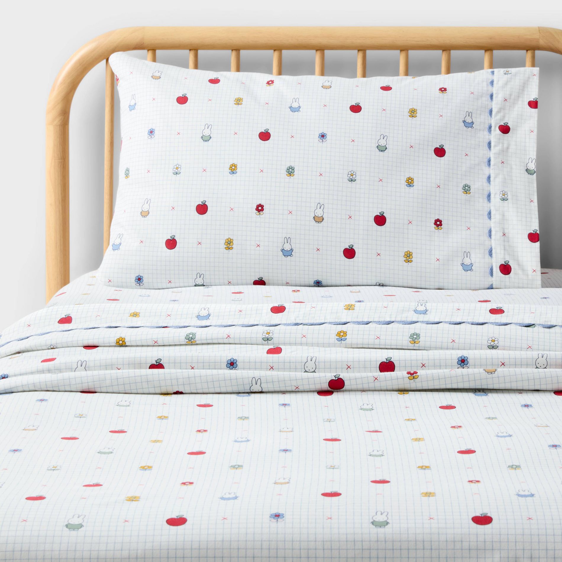 Kids' Miffy and Icon Grid Cotton Sheet Set - Pillowfort™