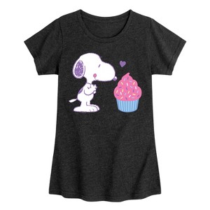 Girls' - Peanuts - Snoopy Heart Cupcake Fitted Short Sleeve Graphic T-Shirt - 1 of 4