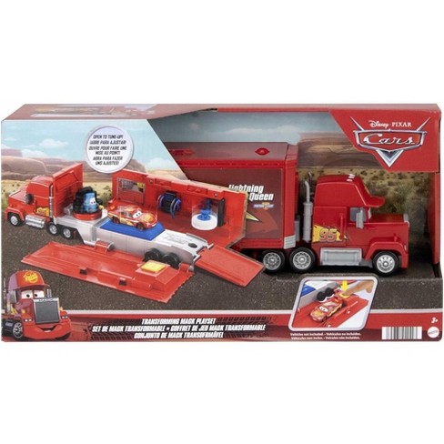 DISNEY PIXAR CARS store STUNT RACERS TRANSFORMING TRANSPORTER MACK!!