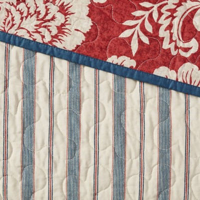 Red Cotton Twill Reversible Full Coverlet Set with Pillows