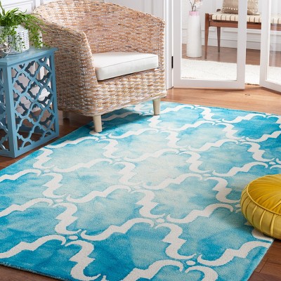 Turquoise and Ivory Hand-Tufted Wool 4' x 6' Area Rug
