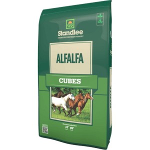 Standlee Hay Company Premium Alfalfa Cubes, 40lb Bag - 1 of 2