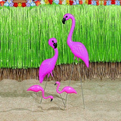 Mini Pink Flamingo Yard Ornaments with Wire Legs, Set of 2