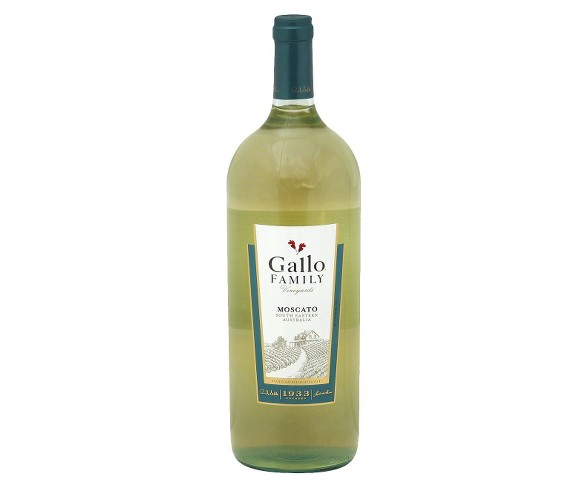Gallo&#174; Family Vineyards Moscato - 1.5L Bottle
