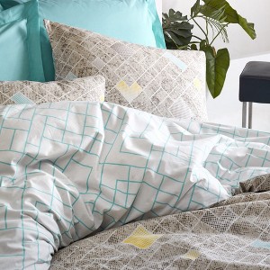 Sussexhome Minimal Collection High Quality Cotton Set, 1 Duvet Cover, 1 Fitted Sheet and 2 Pillowcases - 1 of 4