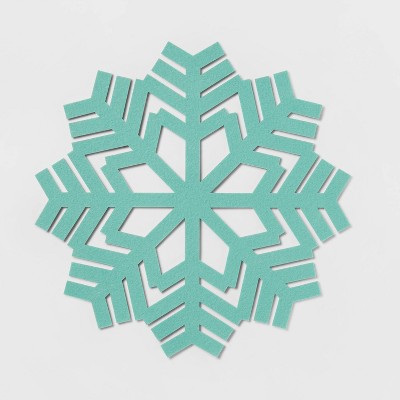 Felt Snowflake Charger Green - Wondershop™