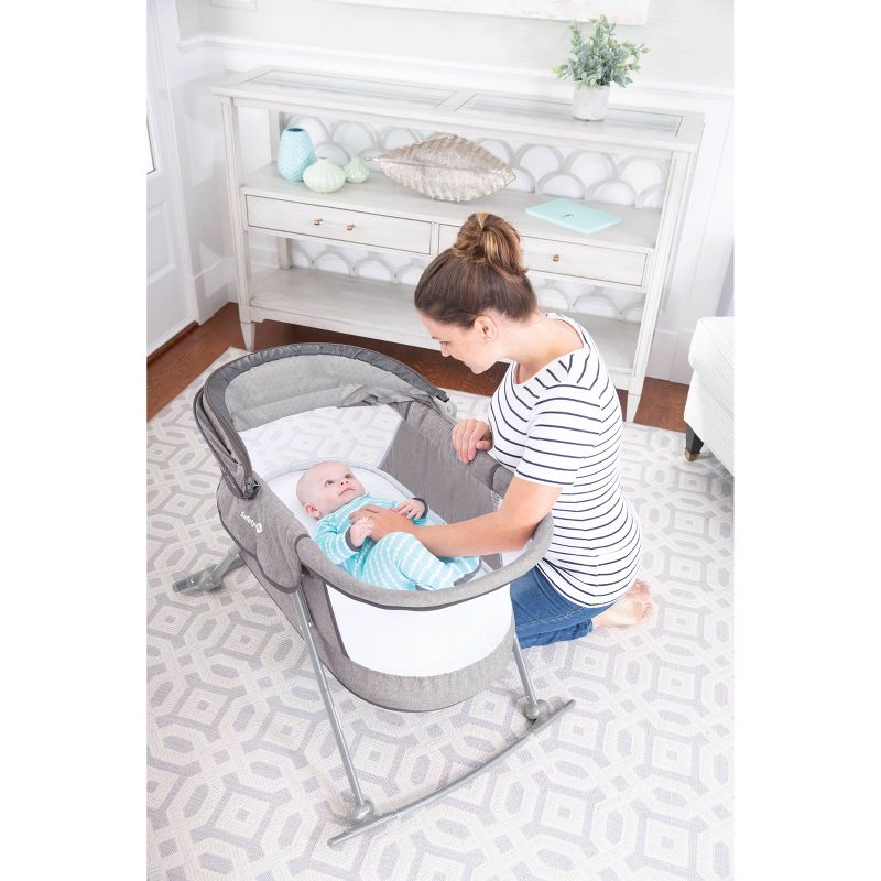 Safety 1st Nap and Go Rocking Bassinet, 3 of 14