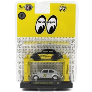 M2 Machines 1953 VW Beetle Deluxe Model 1:64 Auto Lift 2 Pack Mooneyes - 1 of 3
