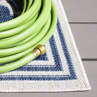 Beach House BHS266 Machine Made Loomed Rug - Safavieh