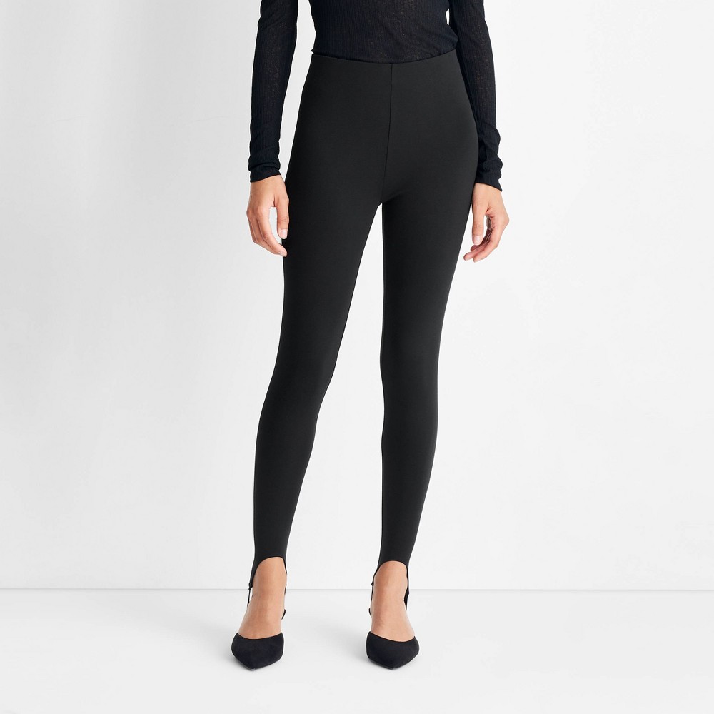 Womens High Rise tirrup Leggings - Future Collective Black