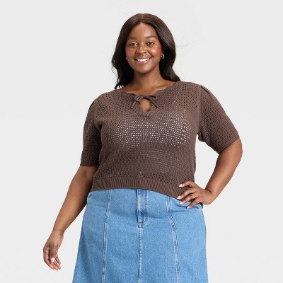 Women's Short Sleeve V-Neck Pullover Sweater - Universal Thread™