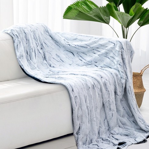 Cheer Collection Embossed Faux Fur Throw Blanket - Blue Ombre (60