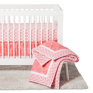 Trend Lab 3pc Crib Bedding Set - Shell, Pink