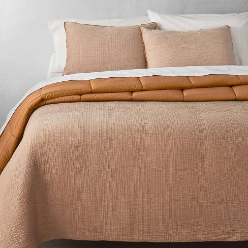 King Textured Chambray Cotton Comforter & Sham Set Warm Brown