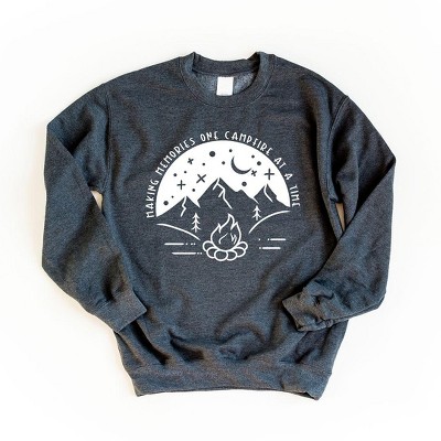 Simply Sage Market Women's Graphic Sweatshirt Making Memories Campfire Night