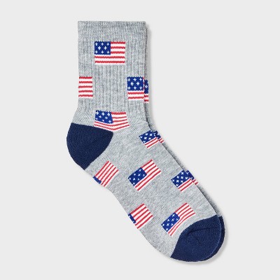 Women's Ribbed Cushioned American Flag Short Crew Socks - Heather Gray 4-10: Recycled Polyester, Knit, Banded Cuff