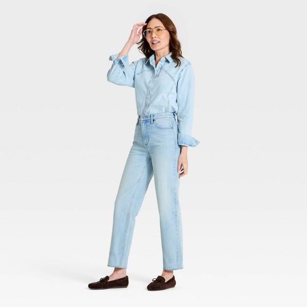 Camisa de mezclilla holgada para mujer - Universal Thread™ lavado claro 3