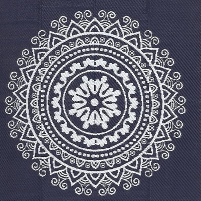 blue and white/5*8ft