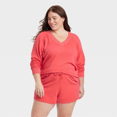 Women's Leisure Studio French Terry Pullover Sweatshirt - Universal Thread™