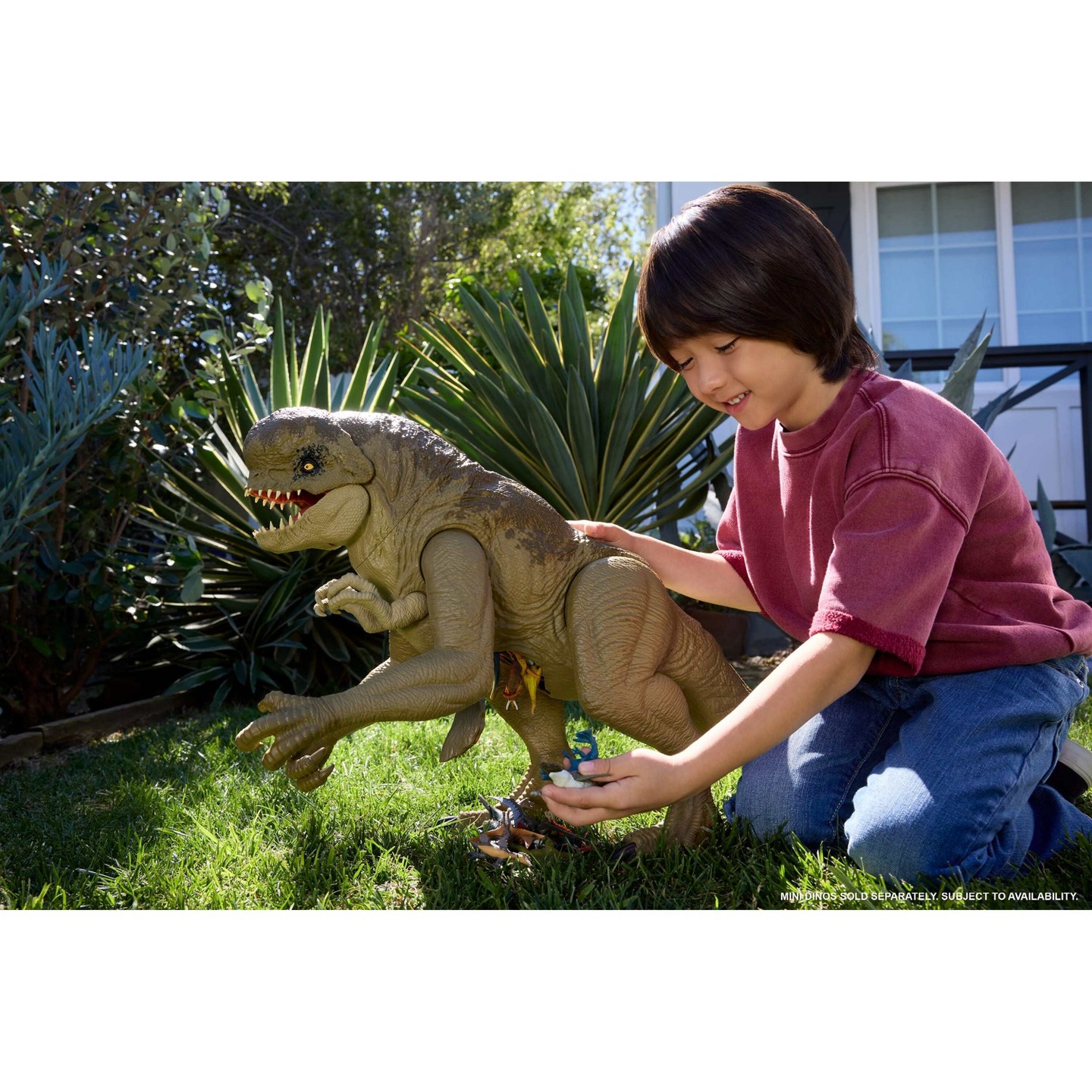 Детская фигурка Jurassic World Rebirth Super Colossal Distortus Rex Dinosaur Figure, 31 Inch, Swallows Minis — фото 2