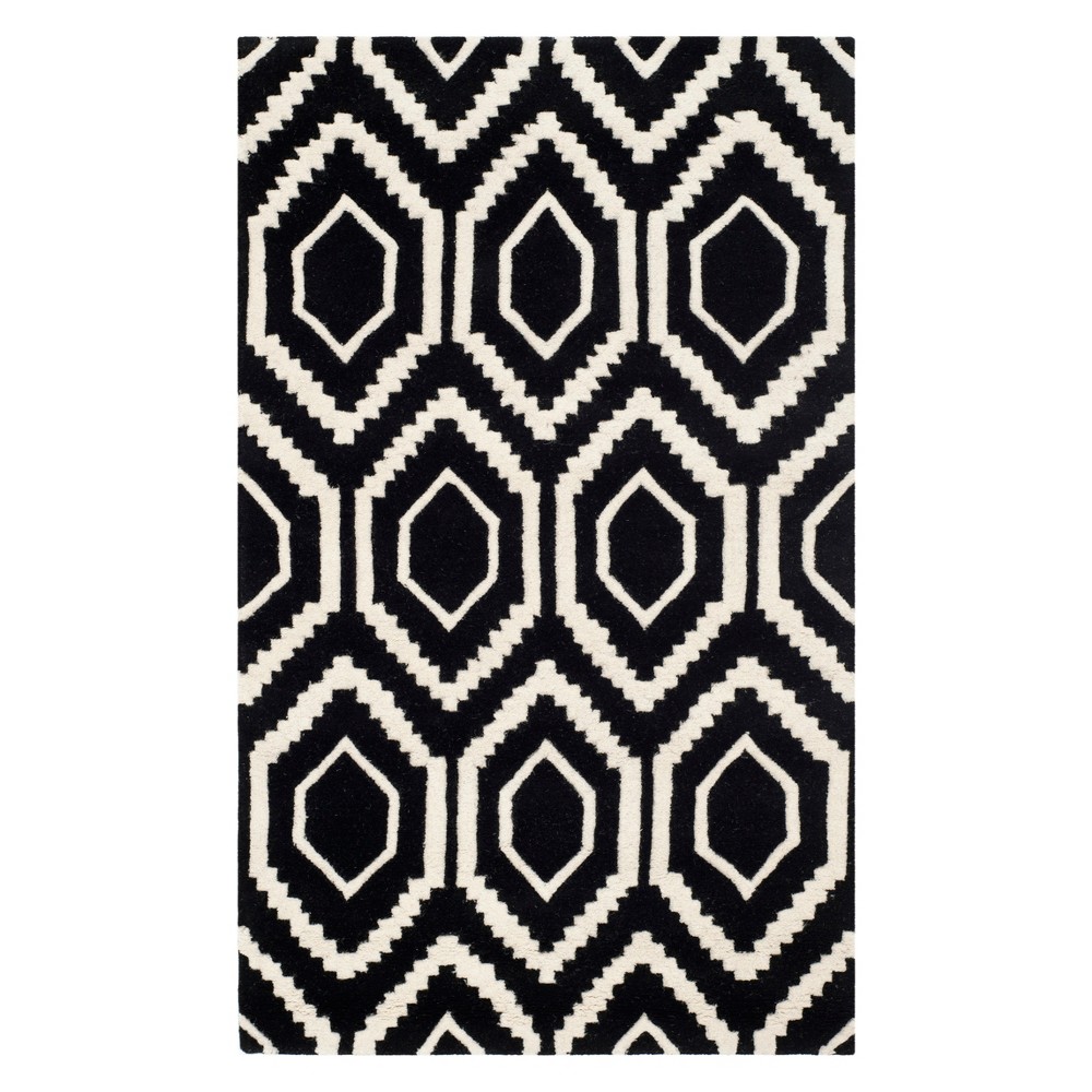  Kay Geometric Tufted Accent Rug Black/Ivory
