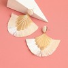 SOHI Women's Off-White Aloha Drop Earrings - 2 of 4