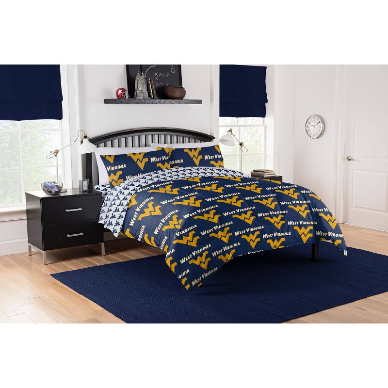 NCAA West Virginia Mountaineers Rotary Bed Set, 1 of 4