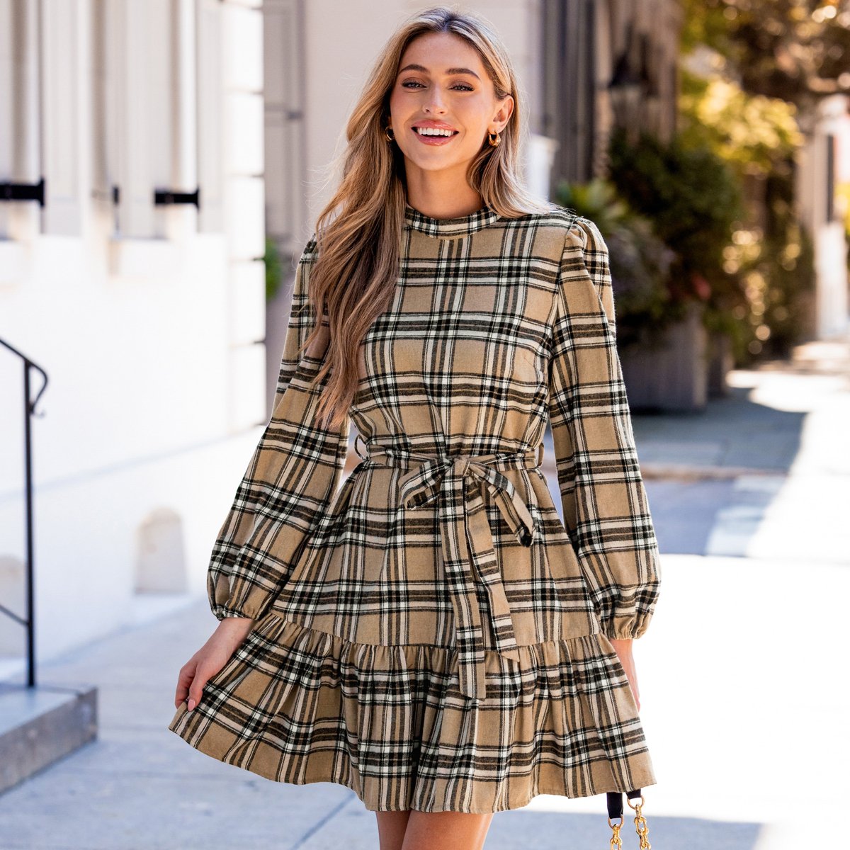 Женские платья Cupshe Women‘s Brown Chic Plaid Ruffle Tie-Waist Dress-M-Brown — фото 4