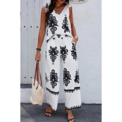 I am a Fashion Junky Floral Knot Shoulder Sleeveless Elastic Waist Sets