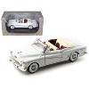 1953 Buick Skylark Convertible White 1/32 Diecast Model Car by Signature Models - 4 of 4